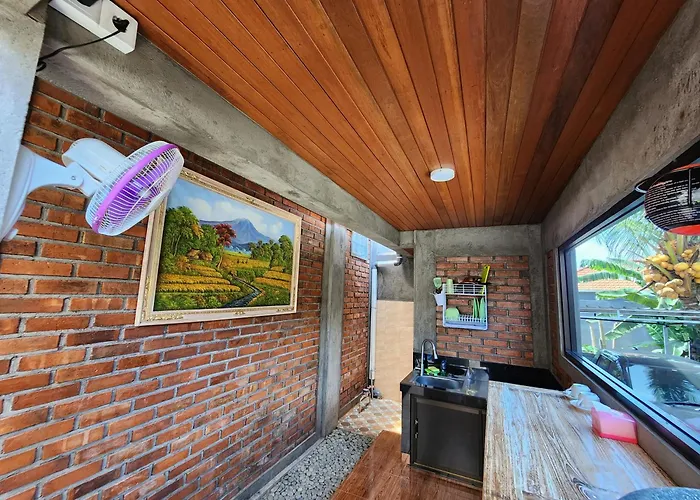 Jineng Guest house 2*