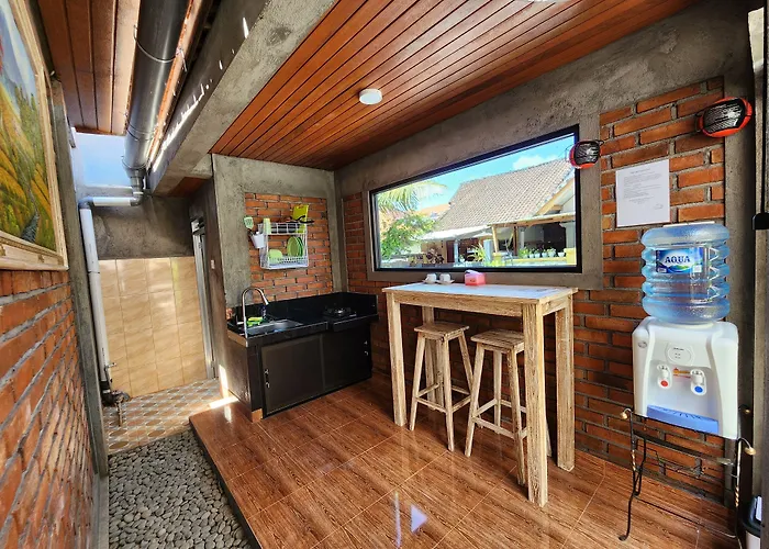 Jineng Guest house 2*